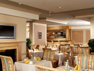 Four Points By Sheraton Toronto Lakeshore Exteriör bild