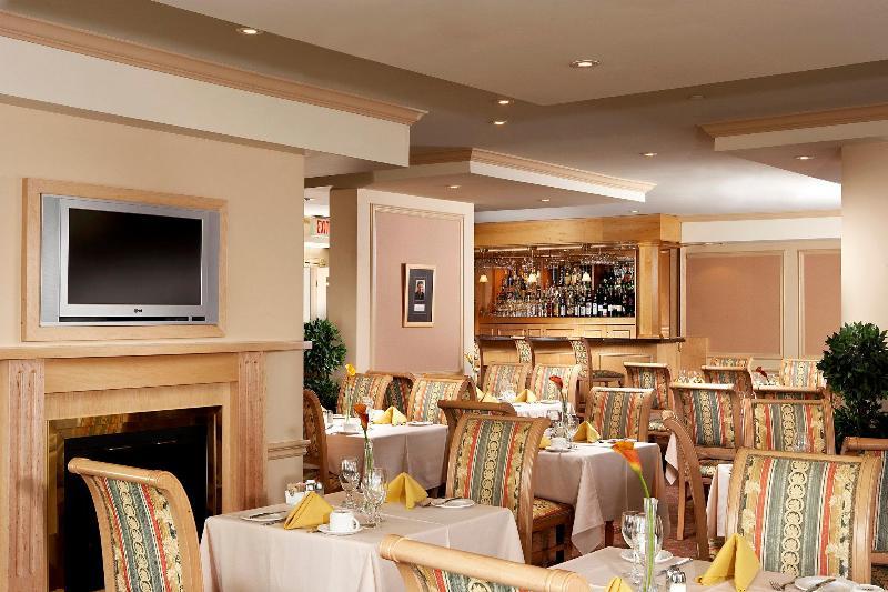 Four Points By Sheraton Toronto Lakeshore Restaurang bild